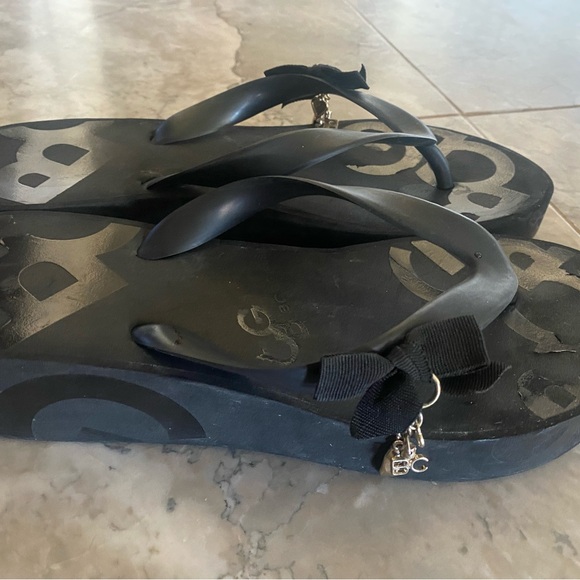 BCBG Gold Charmed Sandal - Picture 3 of 7